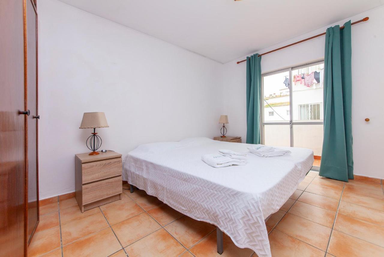 B18 - Village Street Apartment Lagos Dış mekan fotoğraf